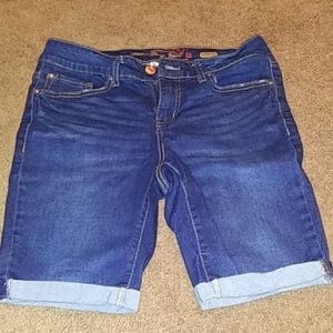 Womens Faded Glory Bermuda shorts